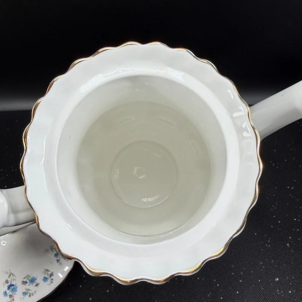 Royal Albert Memory Lane Coffee Pot Teapot Fine Bone China‎ Blue Floral England
